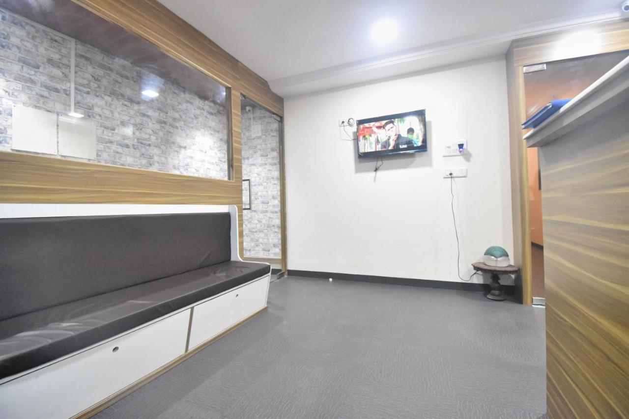 Balas Residency ムンバイ エクステリア 写真